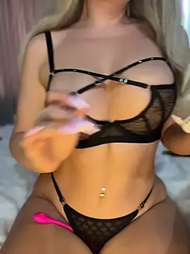 PinaColaBoom online show from 11, 5, 2026