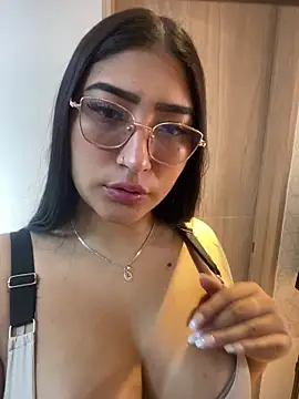 ami santos online show from 25, 3, 2026