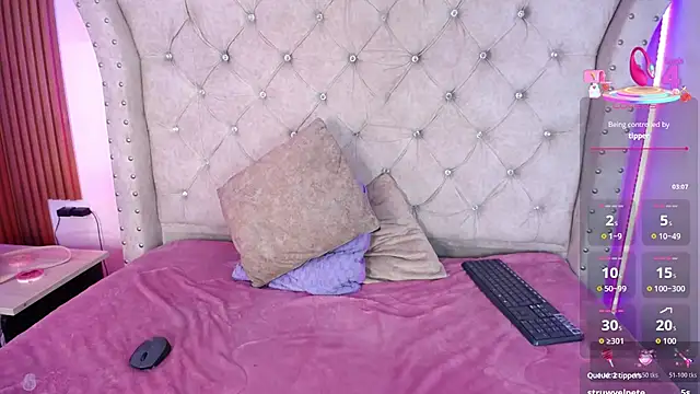 Elizabeth Evans1 online show from 16, 5, 2026