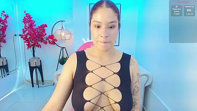 Snapshot of Natalia_cartier chatting on 5, 6, 2026 Natalia cartier online show from 5, 6, 2026