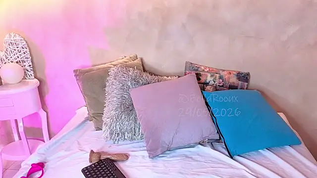 BellaRouxxx online show from 29, 5, 2026