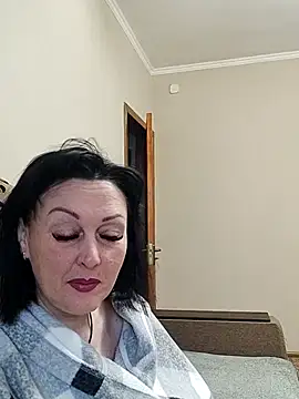 HelgaDennis online show from 3, 6, 2026