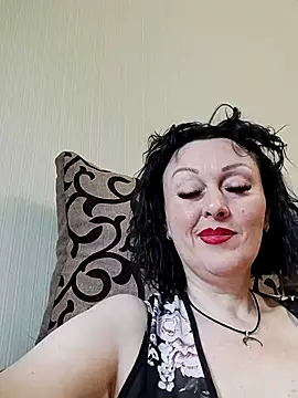 HelgaDennis online show from 31, 5, 2026