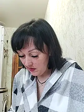 HelgaDennis online show from 1, 6, 2026