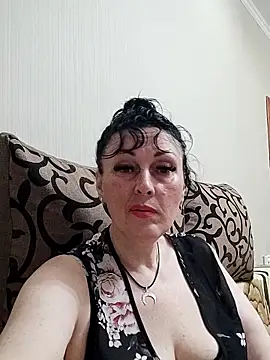 HelgaDennis online show from 25, 5, 2026