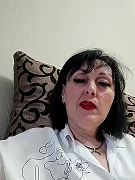 HelgaDennis online show from 1, 6, 2026
