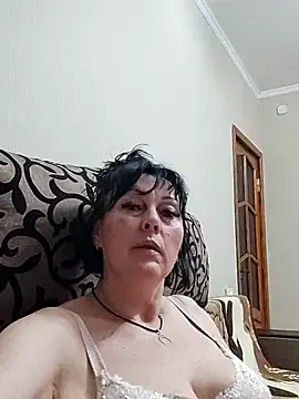 HelgaDennis online show from 26, 7, 2026