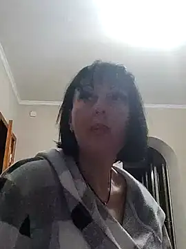 HelgaDennis online show from 28, 4, 2026