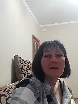 HelgaDennis online show from 7, 4, 2026