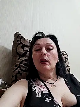 HelgaDennis online show from 12, 5, 2026