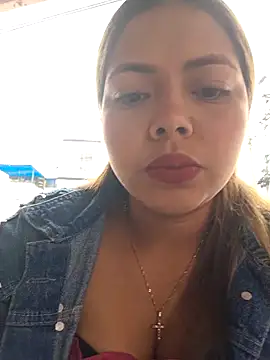 Yelii  online show from 24, 4, 2026