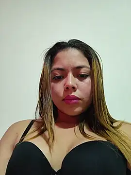 Yelii  online show from 17, 6, 2026