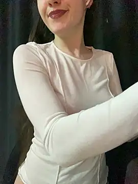 shrie beverlyy045 online show from 5, 4, 2026