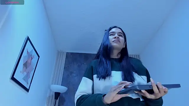 alina sauvage online show from 14, 4, 2026