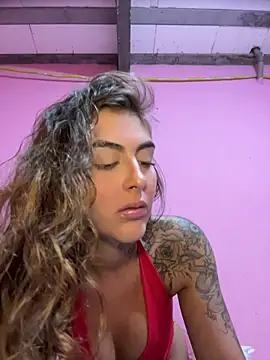 Snapshot of miiabellovic chatting on 10, 5, 2026 miiabellovic online show from 10, 5, 2026