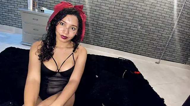 Alanah R online show from 16, 4, 2026