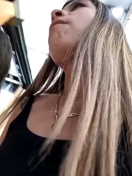 alanna6950 online show from 18, 4, 2026