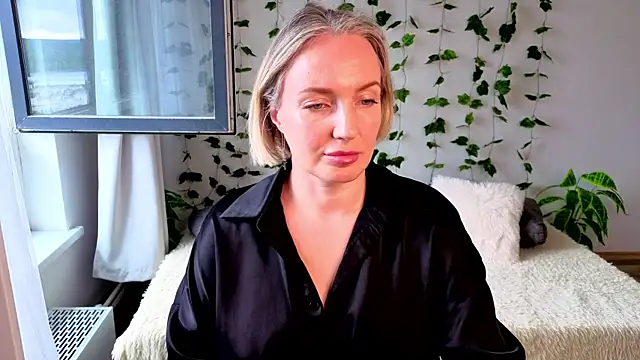 Snapshot of MonikFoxi chatting on 11, 7, 2026 MonikFoxi online show from 11, 7, 2026