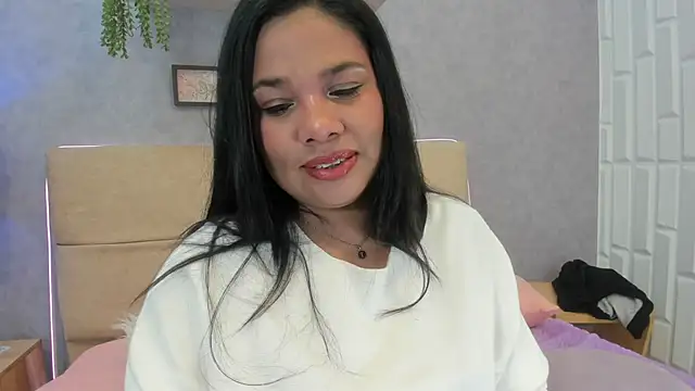 Cloee evans online show from 24, 4, 2026