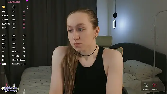 mowalova online show from 3, 5, 2026
