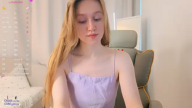 mowalova online show from 19, 5, 2026