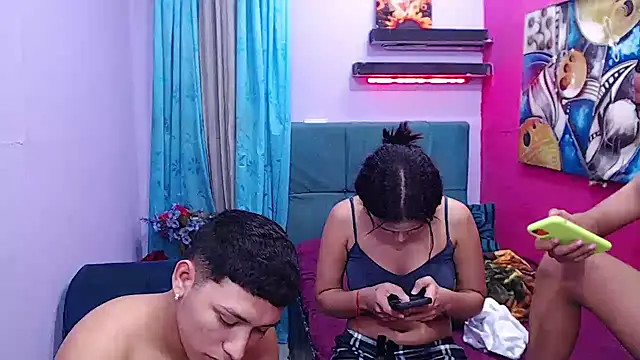 twink fucks online show from 30, 5, 2026