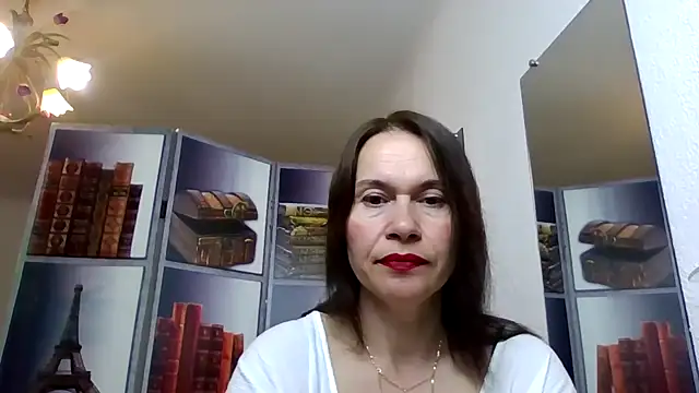 Selena Moo online show from 7, 5, 2026