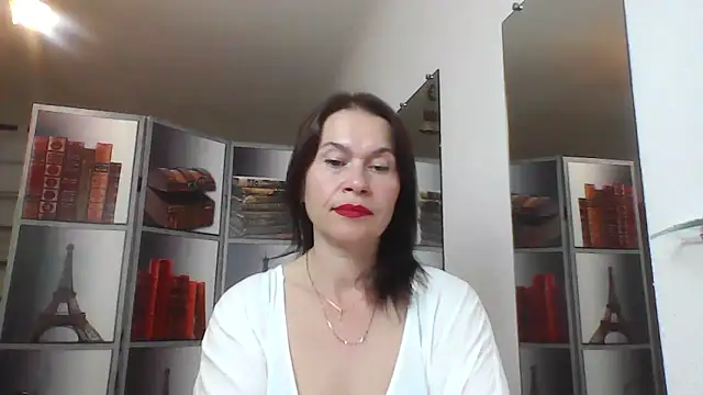 Selena Moo online show from 19, 6, 2026