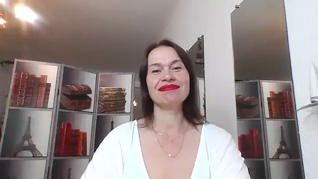Selena Moo online show from 18, 6, 2026