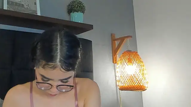Snapshot of sofi_alix chatting on 14, 4, 2026 sofi alix online show from 14, 4, 2026