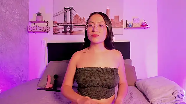 Snapshot of SofiaLujan_ chatting on 30, 3, 2026 SofiaLujan online show from 30, 3, 2026