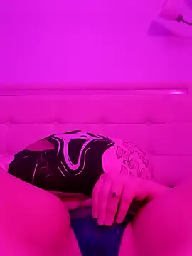 Snapshot of likiaaaaa chatting on 6, 4, 2026 likiaaaaa online show from 6, 4, 2026