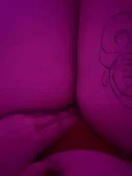 Snapshot of likiaaaaa chatting on 2, 4, 2026 likiaaaaa online show from 2, 4, 2026