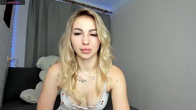 LadySweetN online show from 13, 5, 2026