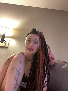 darlingvicuous online show from 4, 4, 2026