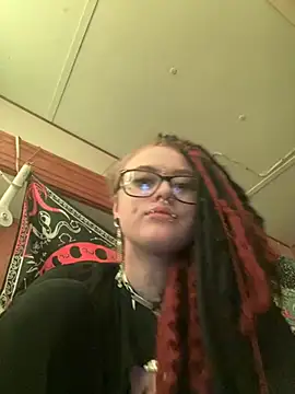 Snapshot of darlingvicuous chatting on 22, 3, 2026 darlingvicuous online show from 22, 3, 2026