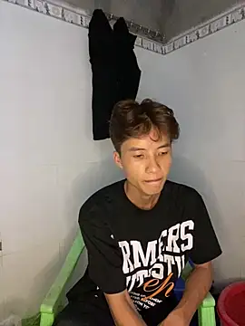 Nguyencuong1999 online show from 30, 5, 2026