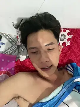 Nguyencuong1999 online show from 14, 4, 2026