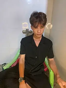 Nguyencuong1999 online show from 28, 5, 2026