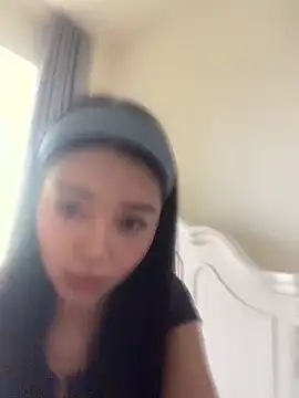 Snapshot of kiki-chloe chatting on 7, 4, 2026 kiki-chloe online show from 7, 4, 2026