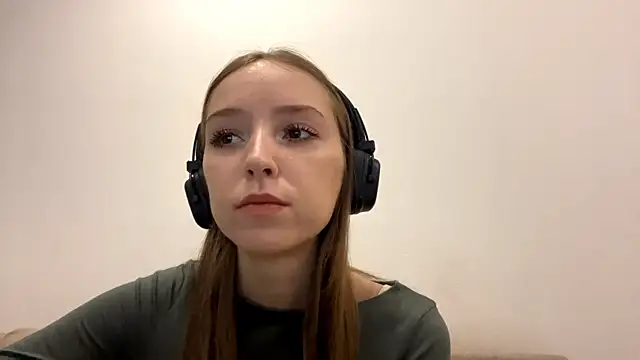 Snapshot of TanjaBrounson chatting on 21, 3, 2026 TanjaBrounson online show from 21, 3, 2026