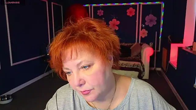 Kira Kingsley online show from 22, 4, 2026