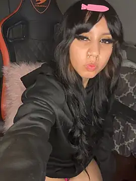 makeDollywet online show from 18, 7, 2026
