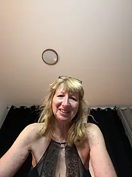 MatureKim online show from 12, 4, 2026