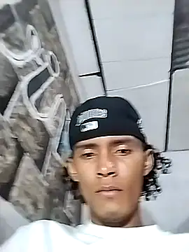 spittermasterpig1 online show from 20, 3, 2026