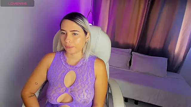 shadixa Luxxx online show from 14, 4, 2026