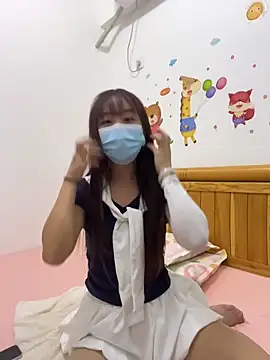 flylingling33 online show from 24, 3, 2026