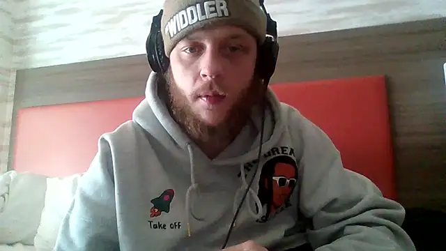 alejandro69420 online show from 6, 4, 2026
