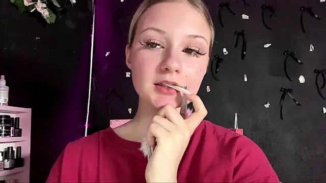 LiziSweet online show from 25, 3, 2026