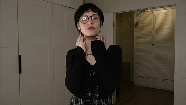 RubieNibbs online show from 27, 3, 2026